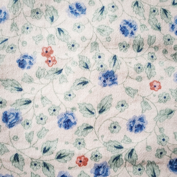 🇨🇦 Vintage Ditsy Floral Fitted Blouse Size S - Picture 5 of 7